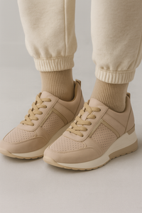 Robert | Stylische Damen Keil-Sneaker mit Metallic-Details & Komfort-Sohle