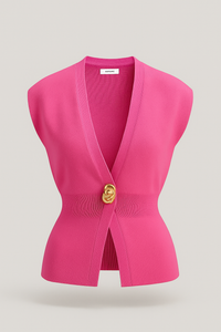 Iris |  Elegante Damen Strickweste mit Goldknopf