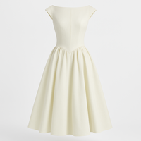 Valentina – Elegantes schwarzes Midi-Kleid mit freiem Rücken