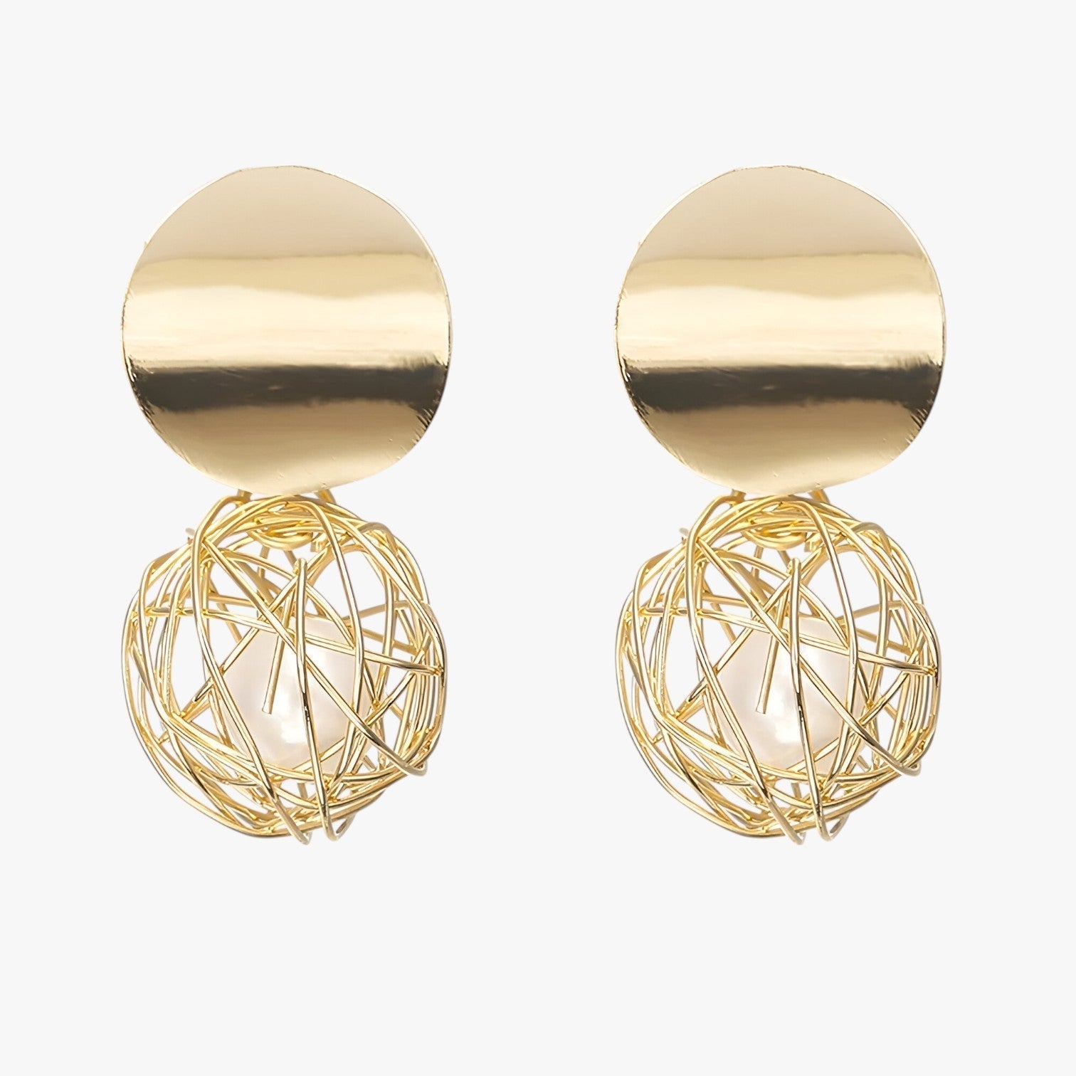 Genalyn | Goldene Kugel-Ohrringe - mit Vintage-Touch
