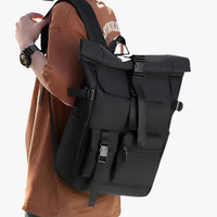 Adrian | Bequemer wasserdichter rollbarer Rucksack für aktive Outdoor-Abenteuer
