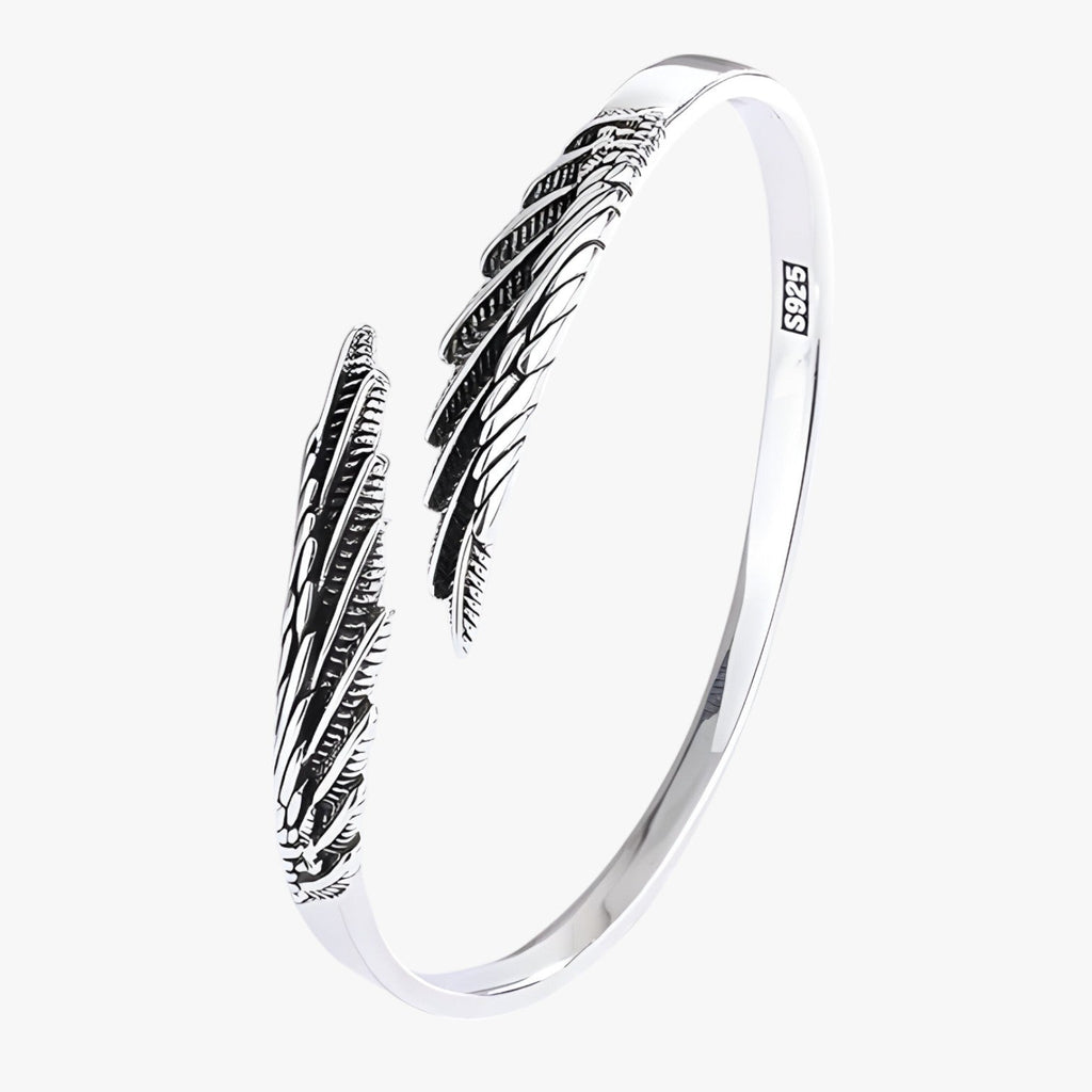 Jayce | Armband aus 925er Silber mit Goldener Feder im Vintage Punk Stil