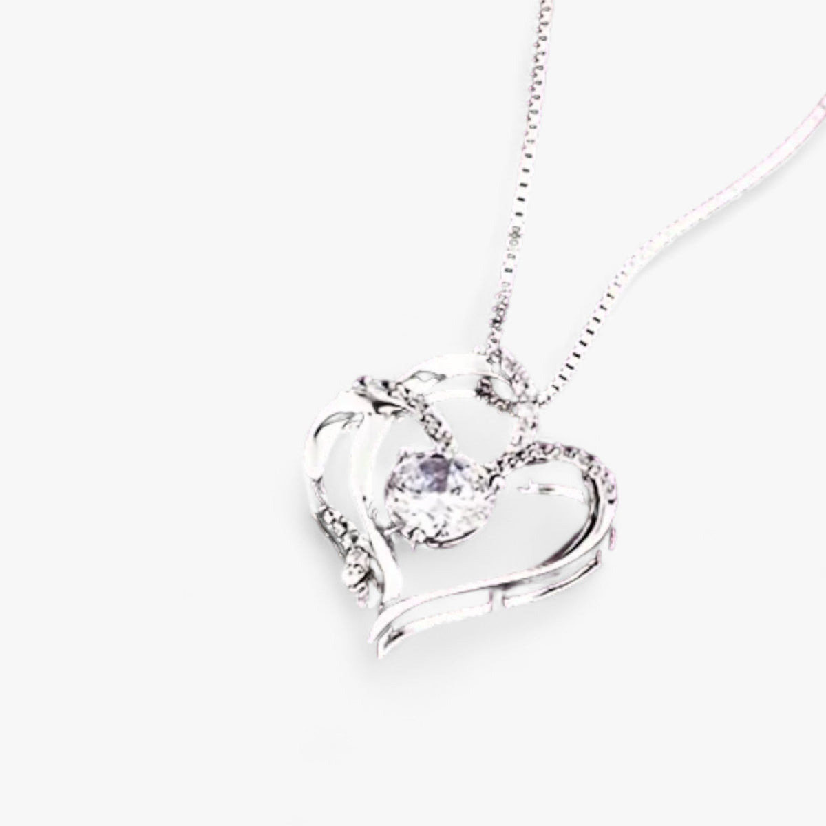 Elegante Herz-Zirkonia-Halskette mit luxuriöser Rosen-Geschenkbox