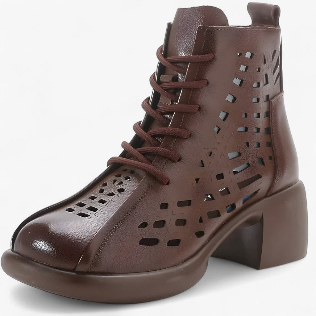 Hannah | Handgenähte Lederstiefeletten mit Schnürsenkeln im natürlichen Stil