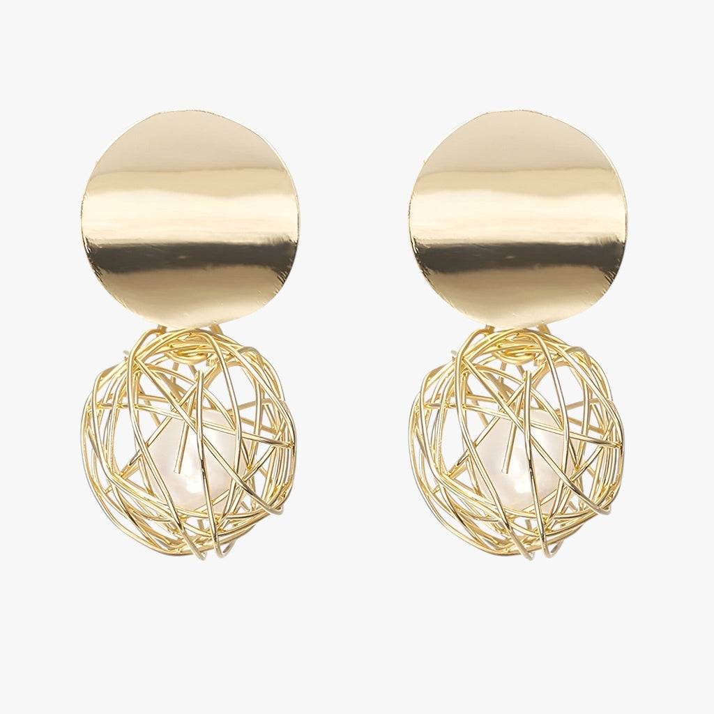 Genalyn | Goldene Kugel-Ohrringe - mit Vintage-Touch