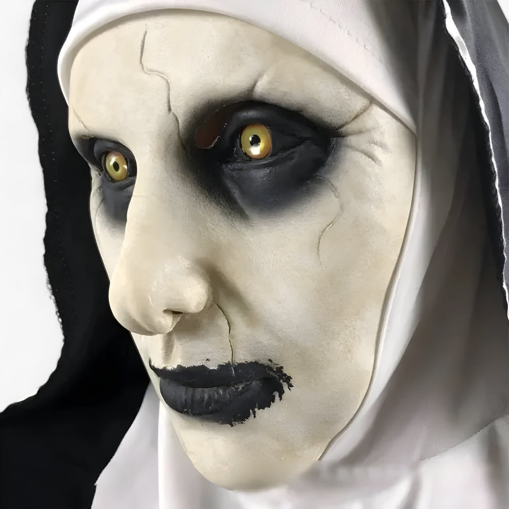 Dämonische Horrormaske - Blutige und realistische Effekte für Halloween