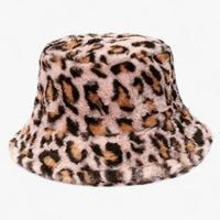 Jasmijn - Winterkappe mit Leopardenmuster aus Kunstpelz