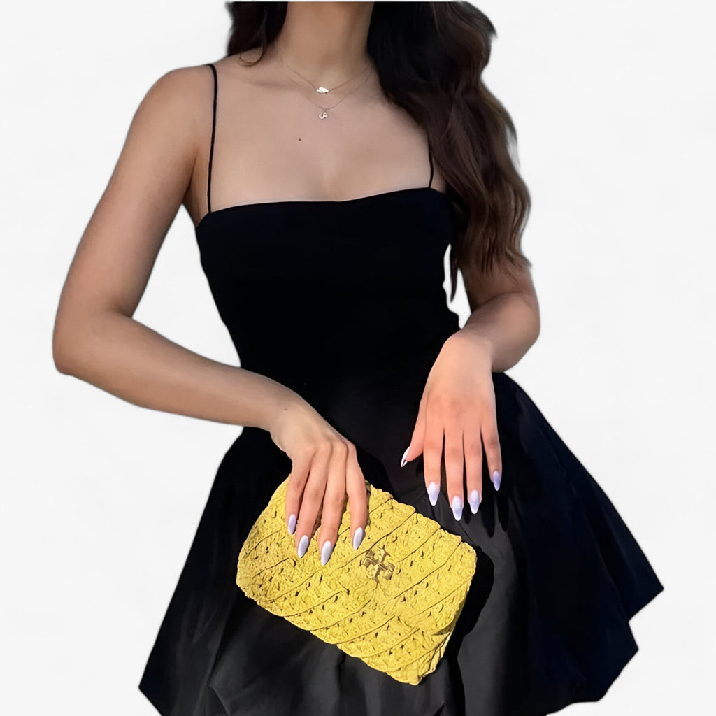Modisches Minikleid - Vielseitig und elegant für warme Tage