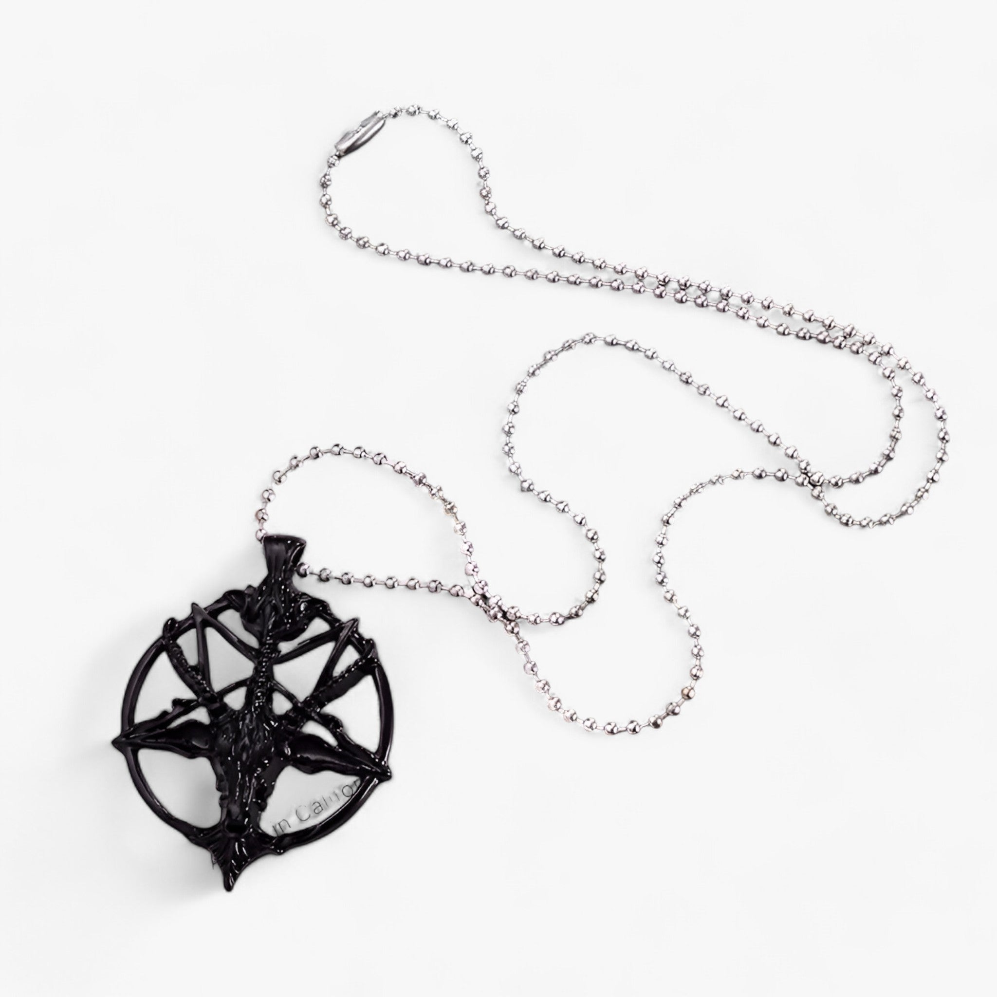 Halskette mit Pentagramm-Anhänger – Vintage-Charme