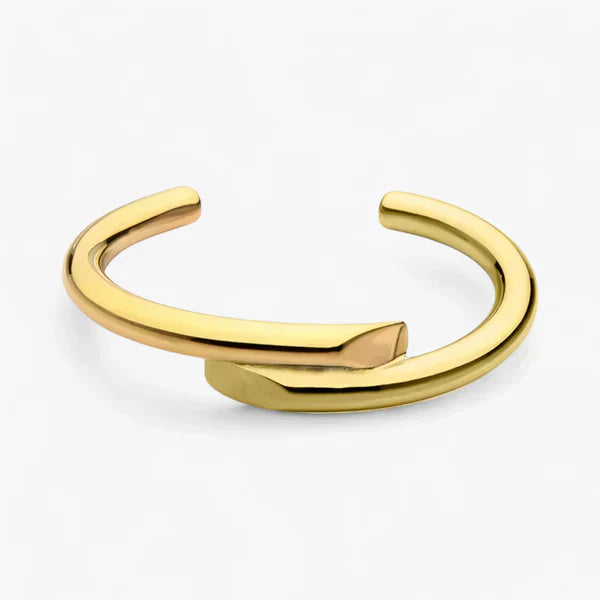 Einfaches Goldenes Manschettenarmband - Müheloser Chic