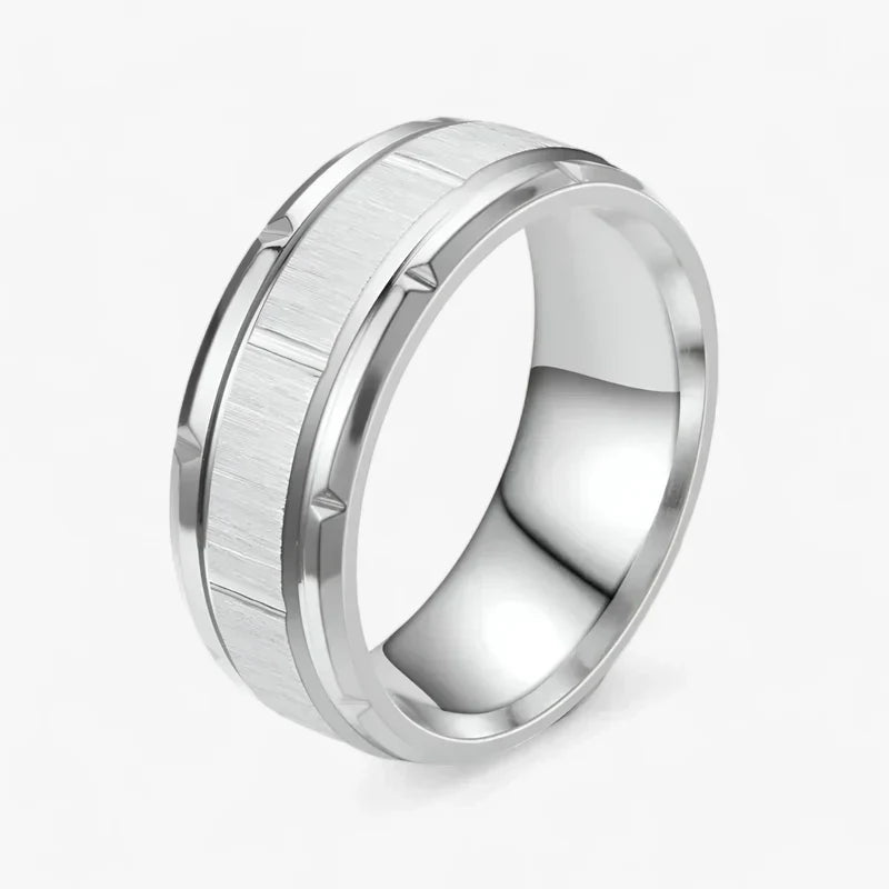 Robuster Titanstahl-Ring - Perfekt, um Ihren Alltagslook aufzuwerten