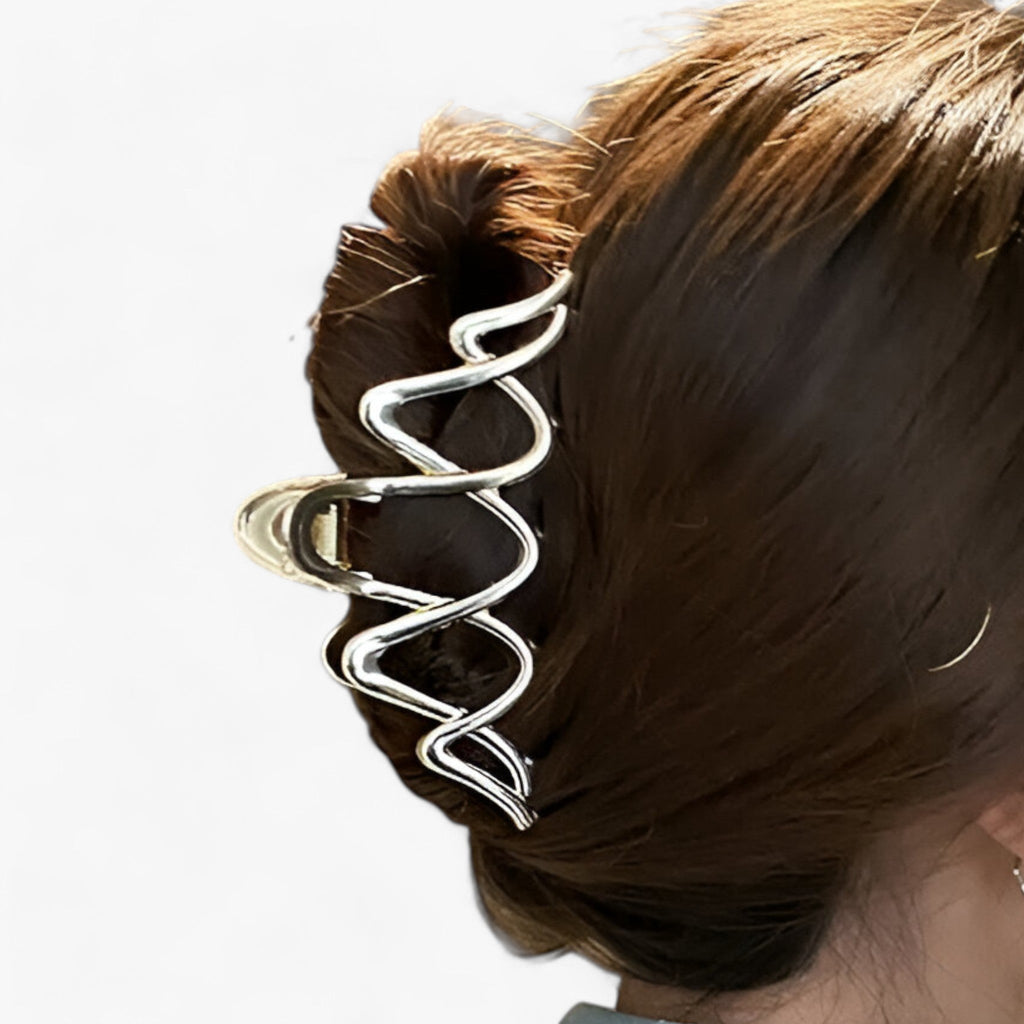 Geometrische Haarklammer - Eleganz für Ihre Frisur
