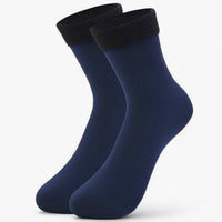 Socken aus samtiger Wolle - Ultimative Winterwärme