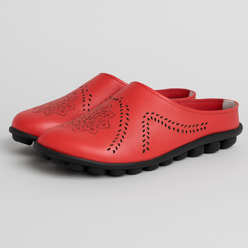 Lina | Bequeme Damen-Slipper mit Mandala-Lochmuster und Flexsohle